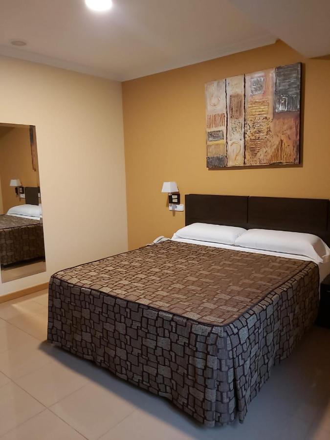 Hotel Reigosa Понтеведра Экстерьер фото